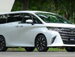 Toyota Alphard 2024: Mobil Mewah untuk Keluarga dan Pejabat