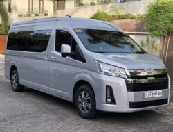 Memperkenalkan Toyota HiAce Premio: Solusi Transportasi Premium