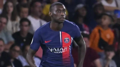 FIFA Batalkan Transfer Randal Kolo Muani, Thiago Motta Bicara Jelang Pertandingan Melawan AC Milan