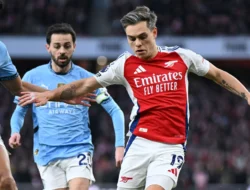 Arsenal Hancurkan Manchester City 5-1, Guardiola Tertegun