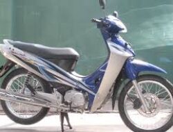 Honda Karisma 125: Kelebihan dan Kekurangan dari Pelopor Bebek Bermesin Besar