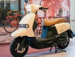 Suzuki Sui 125: Skuter Matik ‘Salah Pergaulan’ yang Memikat Hati