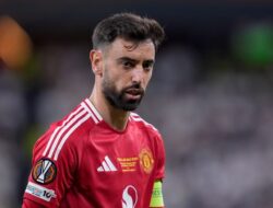 Fernandes Berkomitmen pada Manchester United