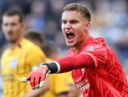 Bart Verbruggen Tak Buru-Buru Tinggalkan Brighton Meski Diinginkan Bayern