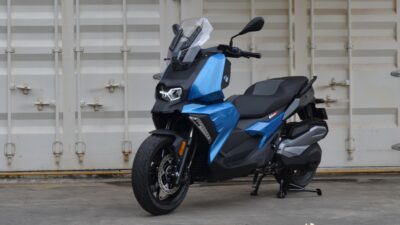 BMW C 400 X: Skutik Mewah dengan Teknologi Canggih