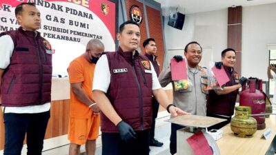 Pengoplosan Gas LPG Subsidi Terungkap di Pekanbaru, Polisi Amankan Ratusan Tabung