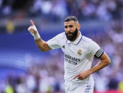 Karim Benzema Ingin Akhiri Kariernya di Real Madrid