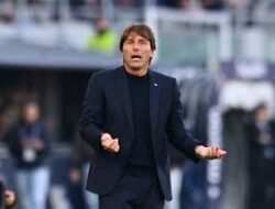 Antonio Conte Khawatir Dengan Peluang Juara Napoli di Serie A
