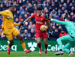 Laga Emosional Liverpool vs Wolves: Kehadiran Putra Diogo Jota