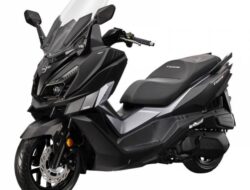 SYM Cruisym 300i: Kombinasi Performa dan Kenyamanan yang Dihentikan