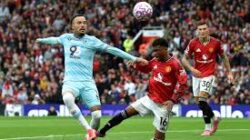 Manchester United Ditahan Imbang oleh Burnley: Peluang Menuju Lima Besar Terlewatkan