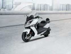 SYM GTS 250i: Skuter Maxi yang Mempersembahkan Kenyamanan dan Gaya