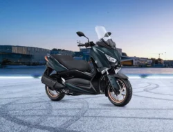 Yamaha XMax 250: Skuter Premium untuk Pengendara Modern