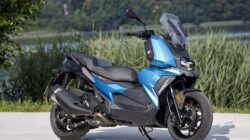 BMW C 400 X: Skuter Mewah yang Memukau