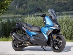 BMW C 400 X: Skuter Mewah yang Memukau