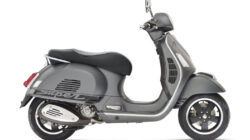 Vespa GTS 300 Super Tech: Skuter Mewah dengan Teknologi Modern