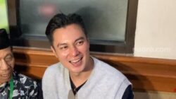 Ingat Almarhumah Ibunda saat Lebaran, Baim Wong Ungkap Kerinduan yang Sering Muncul Saat Salat