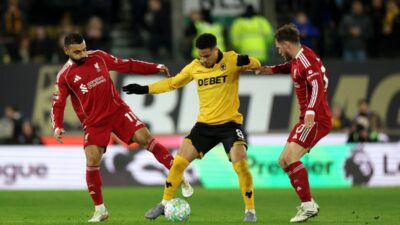 Wolves Bangkit, Liverpool Jadi Korban: Analisis Lengkap Kemenangan Mengejutkan Molineux
