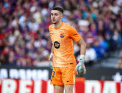 Joan Garcia Dinyatakan Fit, Siap Tampil Lawan Rayo — Barcelona Kantongi Hasil Medis Positif