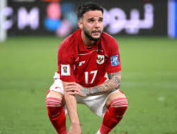 Duel Sengit di Liga Europa: Calvin Verdonk Tumbang, Serie A Saling Bunuh Diri Tanpa Pemenang