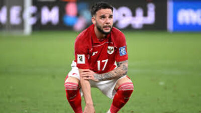 Duel Sengit di Liga Europa: Calvin Verdonk Tumbang, Serie A Saling Bunuh Diri Tanpa Pemenang