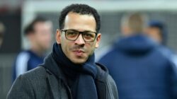 Liam Rosenior Buka Suara: Chelsea Dipukul Everton, Ini yang Bikin Ia Geram