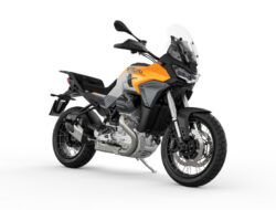 Moto Guzzi Stelvio Hadir di Indonesia, Rp 850 Juta dengan V-Twin Longitudinal dan Transmisi Manual 6 Percepatan