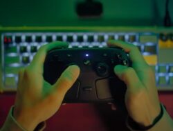 Steam Controller 2026 Resmi Hadir 4 Mei, Inilah Controller PC dengan Trackpad Haptik dan Sensor TMR yang Siap Ubah Cara Bermain