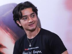 Bryan Domani Jadi Saksi Nikah Tetangga, Penampilannya Bikin Netizen Senyum