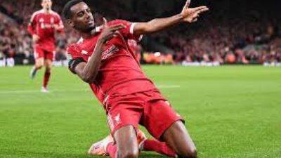 Isak Kembali, Angin Segar untuk Liverpool di Momen Krusial