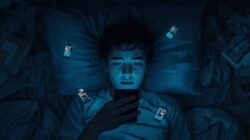 “5 Menit Jadi 3 Jam”: Bahaya Short Video yang Jarang Disadari